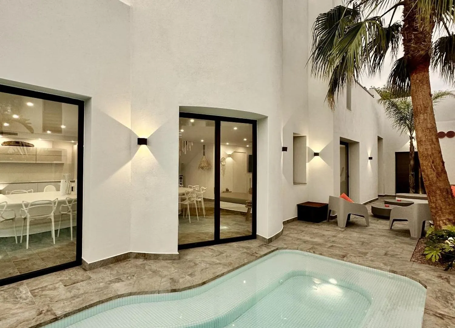 Villa Numero 16 إمبوريابرافا
