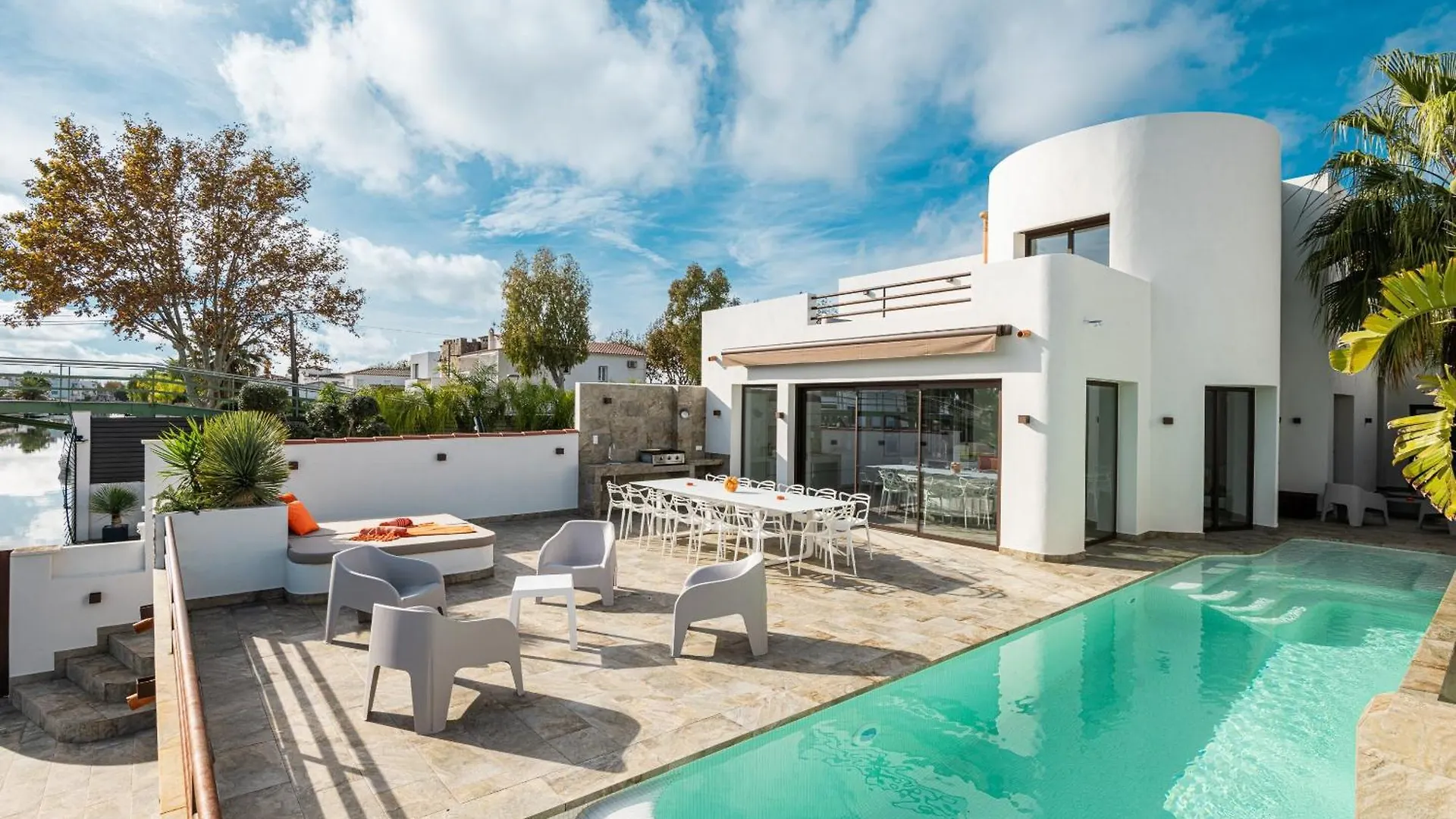 Villa Numero 16 إمبوريابرافا